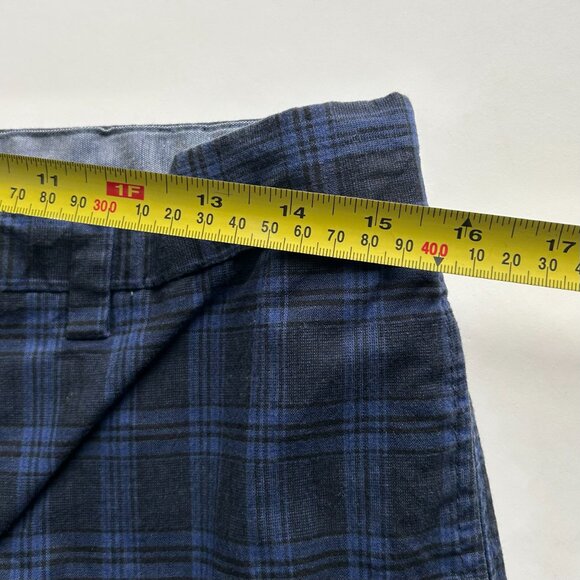 Banana republic Men's plaid shorts in navy blue and black size 32 - Picture 9 of 12